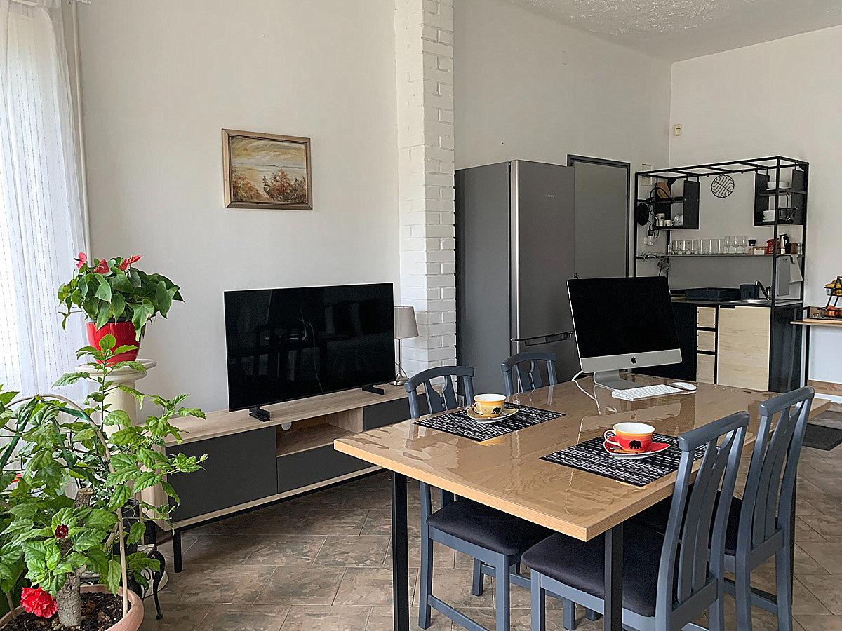 Hanna apartman – nappali konyhával